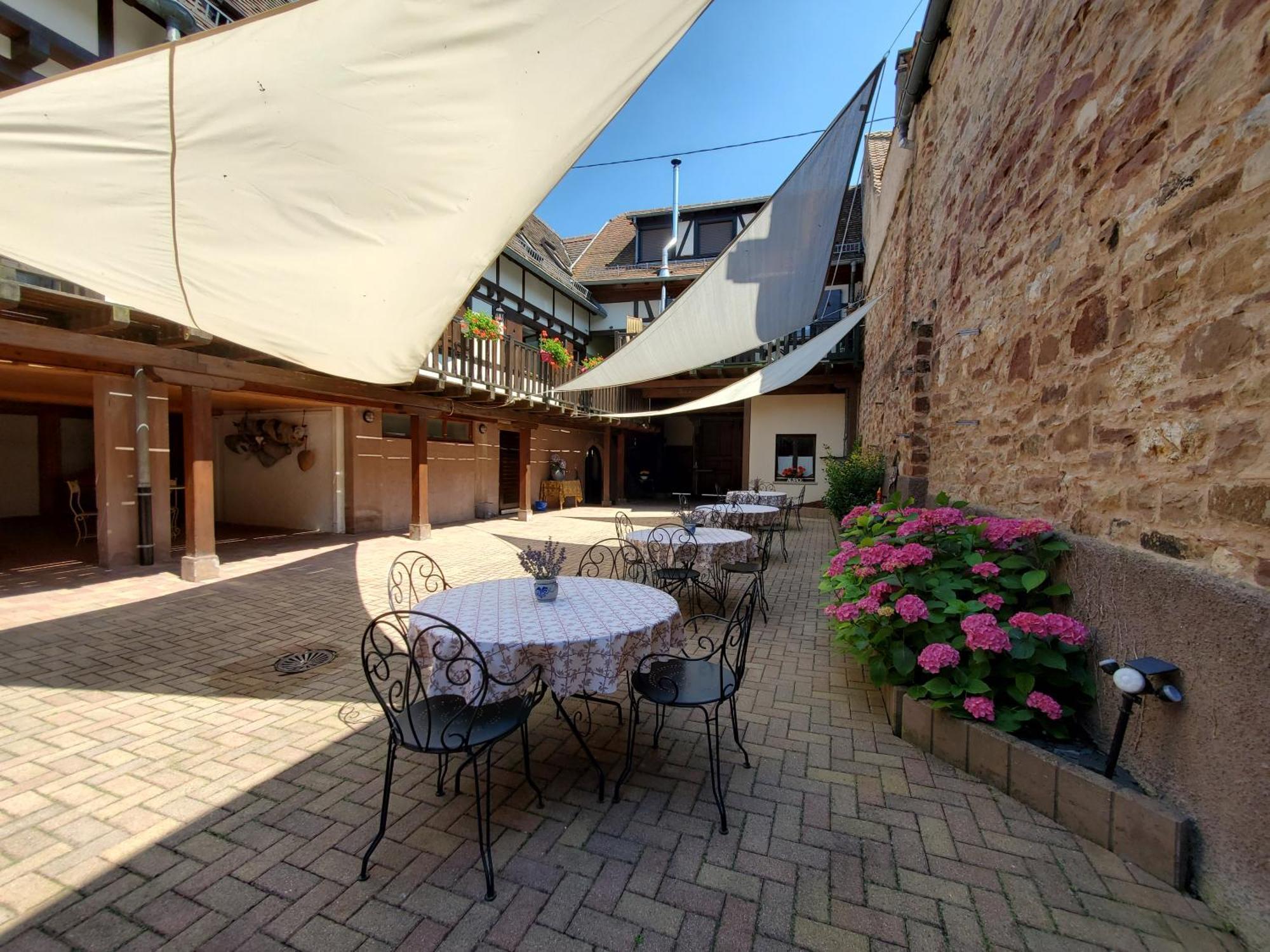 Bed and Breakfast Relais Du Dompeter Мольсайм Экстерьер фото